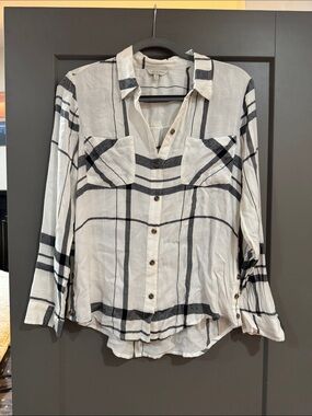 Lucky Brand White and Black Plaid Button-Down Shirt